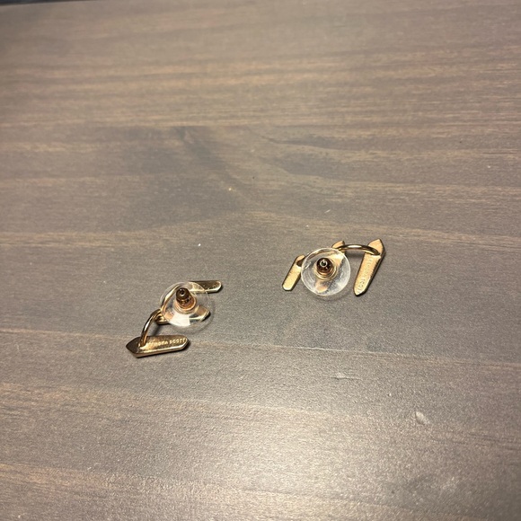 EUC Kendra Scott Billie ear climber earrings in rose gold - Picture 3 of 4